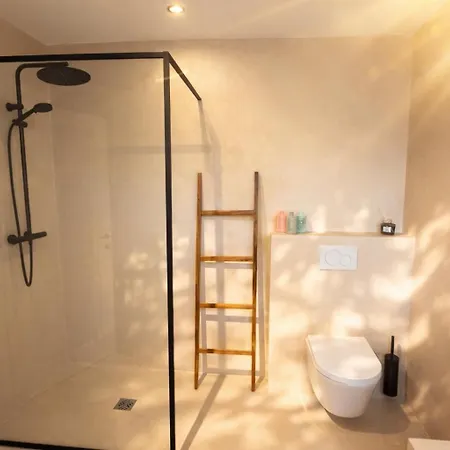 The Knokke Golf Villa - 4 Bedroom Residence With Garden & Hot Tub & Golf Cart *